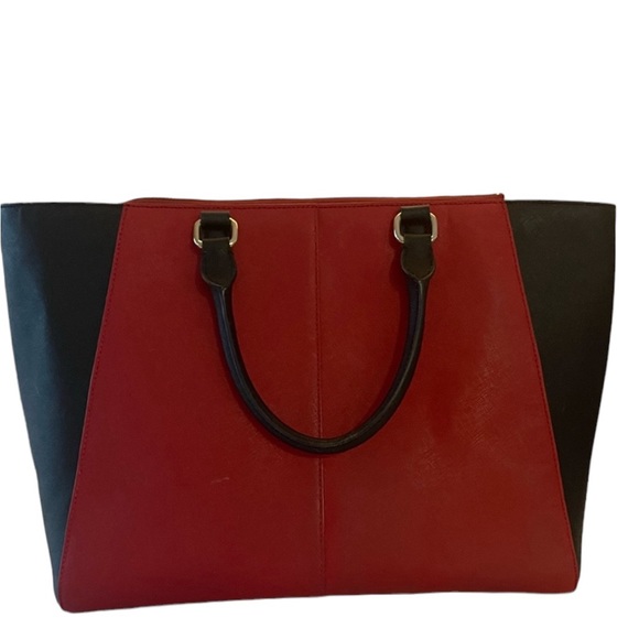 DKNY Bryant Park Red and Black Large Saffiano Bag - Picture 5 of 9